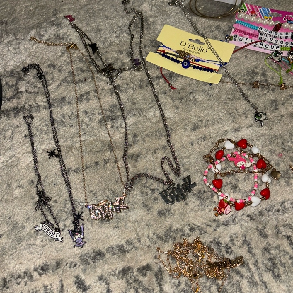 Jewelry from hot topic